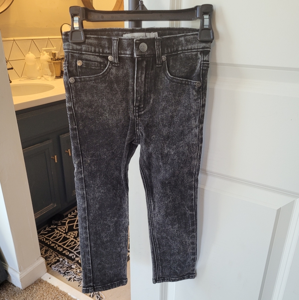 4T acid wash black jeans/stretch denim